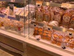 -巴黎贝甜(大宁国际商业广场店)