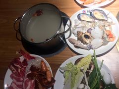 -韩京炭火烤肉自助料理(柯桥万达店)