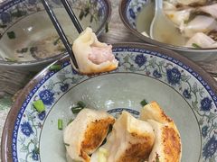 鲜肉煎饺-无名氏宵夜小摊(祝家三姐妹馄饨店)