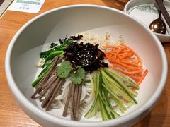 鸡丝凉米线-云海肴·汽锅鸡·云南菜(高德置地店)