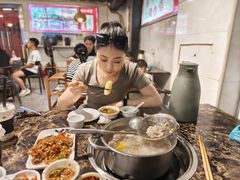 -潮沅牛肉店火锅(清布店)