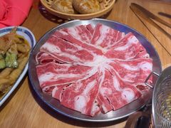 -洱火云南酸菜牛肉火锅(石景山当代商城店)