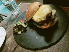 -HIGH FIVE哈福手工汉堡(桂林路店)