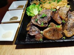 铁板牛舌配香蒜金针菇-鳗鱼家·深夜食堂(军博店)