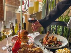 -LESCEDARS Brasserie Bistro香柏树