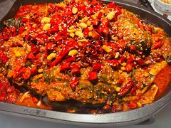 香辣味烤鱼-江边城外烤全鱼(世茂广场店)