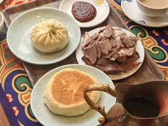 -蒙亨·手把肉·蒙古包文化主题餐厅(天恒广场店)