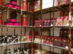 零售区-VENCHI 闻绮(北京国贸商城店)