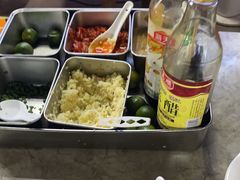 -四川小胡子海鲜(丁村万人海鲜广场店)