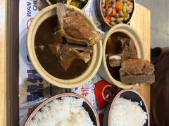 -万和春排骨砂锅米饭(新业广场店)