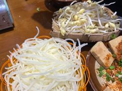 -黔有有贵州酸汤夺夺粉火锅(五味十字店)