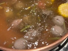 -牛村来人潮汕牛肉火锅(西单店)