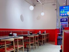 大堂-鸡遇虾煲干锅火锅(小寨金莎店)