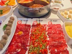 -潮牛壹号鲜牛肉火锅(光谷天地店)