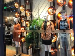 -华联力宝购物停车场(华联力宝购物中心店)