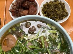 -全家福米线