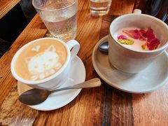 -FLOVIE FLORIST CAFE