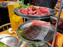 -青瓦炭韩潮烤肉(花园道店)