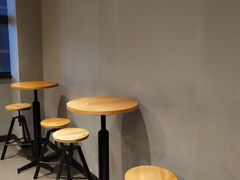用餐区-瑞幸咖啡(人民路店)