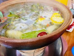 石橄榄炖鸡-洪大厨鸡煲(福田店)