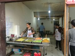 -十一街苍蝇馆子转经消江湖菜(九眼桥十一街店)