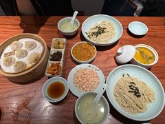 -裕兴记•蟹黄面馆(人民广场店)