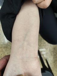 -冰岛刺青·手工耳饰品售卖·专业纹身