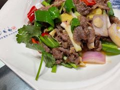 姜葱爆炒黄牛肉-阿多私房菜(顺德店)