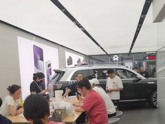 -华为智能生活馆(上海金桥国际商业广场)