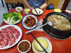 -菌之家·专业纯野生菌火锅·特色炒菌