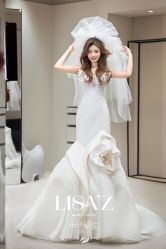 -Renee芮亦婚纱(原丽莎)