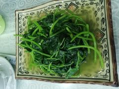 -范饭椰林川湘味海鲜·椰子鸡(三亚湾椰梦长廊店)