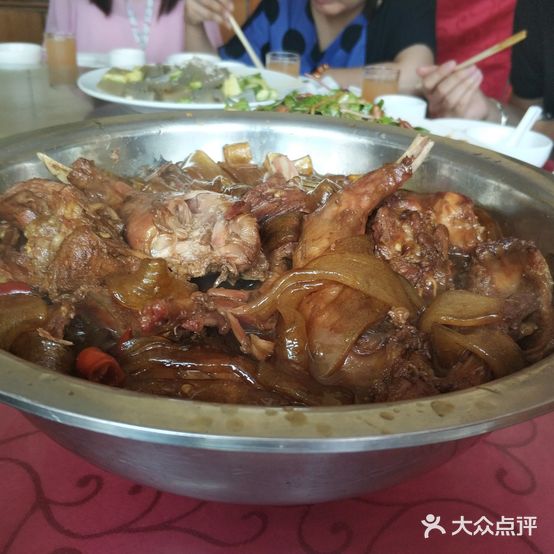 曹记饭店(富强街店)