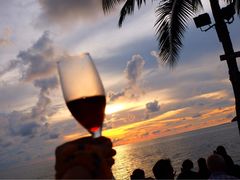 -Sunset Bar(丹绒亚路香格里拉店)