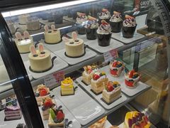 -胖东来生活广场(健康路店)