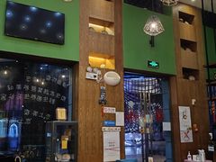 -香巴拉云南餐厅(华莱坞店)