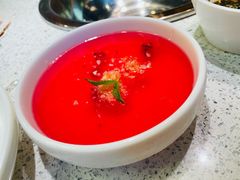 鲜火龙果冰粉-老佛爷铜炉蛙锅(海岸城店)