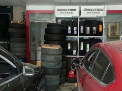 -24小时汽车搭电补胎(五方桥店)
