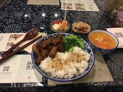 -蜗牛小馆醉乡民谣云南菜(惠新西里店)