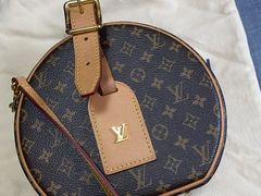 -LV路易威登(杭州万象城店)