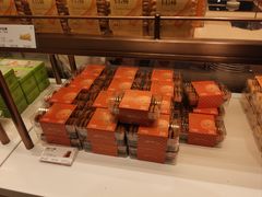 -爱达乐面包生日蛋糕(旭海时代广场店)