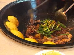 -王老六铁锅炖鱼(圣亚海洋店)