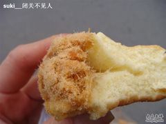 咬一口~-黑森林饼皇(石龙路总店)