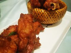 金牌蒜香排骨-谢先生酒店·椒宴集(沙湖店)