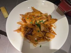 -吴越荣记苏州菜·松鼠桂鱼100%活鱼现做(斜塘老街店)