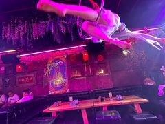 -喜鹊音乐酒馆(西街店)