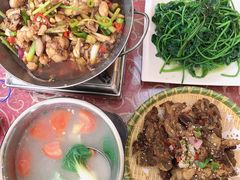干锅牛蛙-堤角王师傅牛骨头