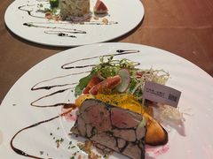法式鹅肝批配青苹果酱-卡本妮法餐厅·北京和平宾馆