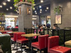 大堂-愉肴麻辣香锅(中山路店)