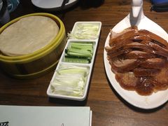 -阿瓦山寨·湘菜现炒·剁椒鱼头王(咸阳总店)